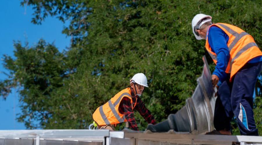 Expert Emergency Roof Repairs services in Marshes Siding, KY